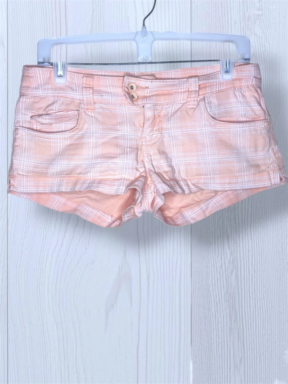 YMI Women’s Plaid Low Rise Shorts Peach Preppy Orange White Tartan - Size 3